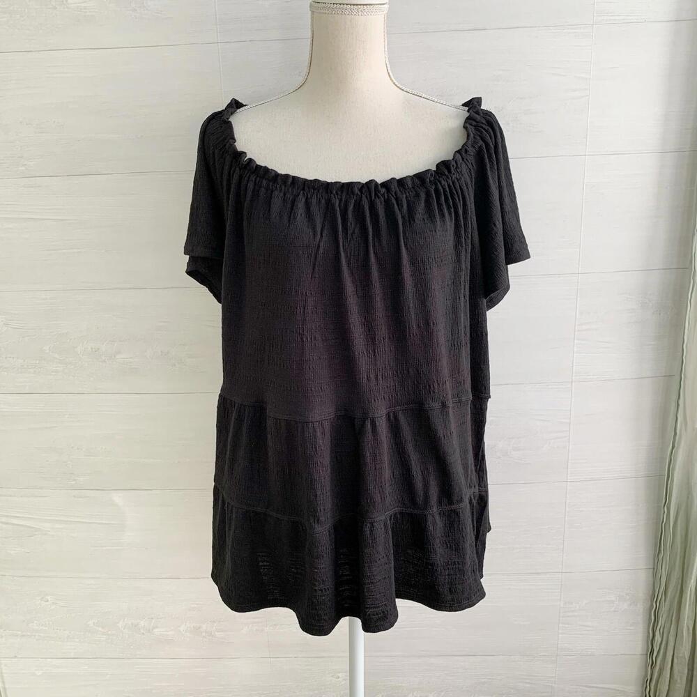 NWT Max Studio - Black tiered soft stretch off-shoulder top, 2X